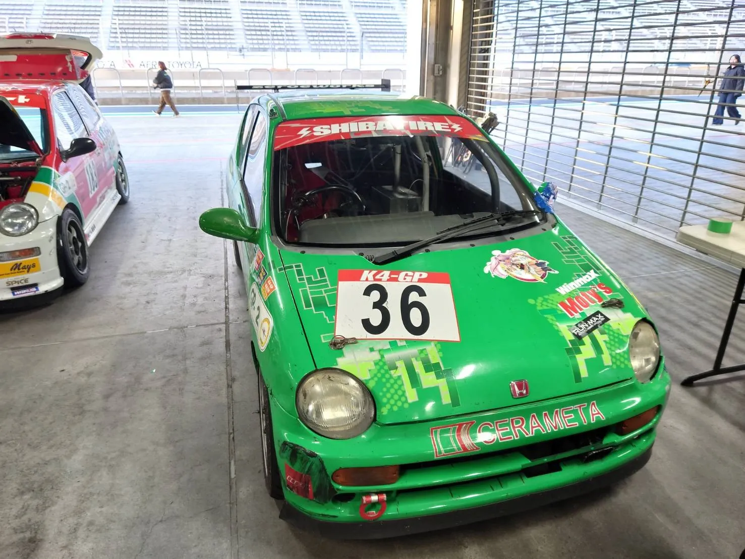 弊社の業務の一つでもあるレーシング部門